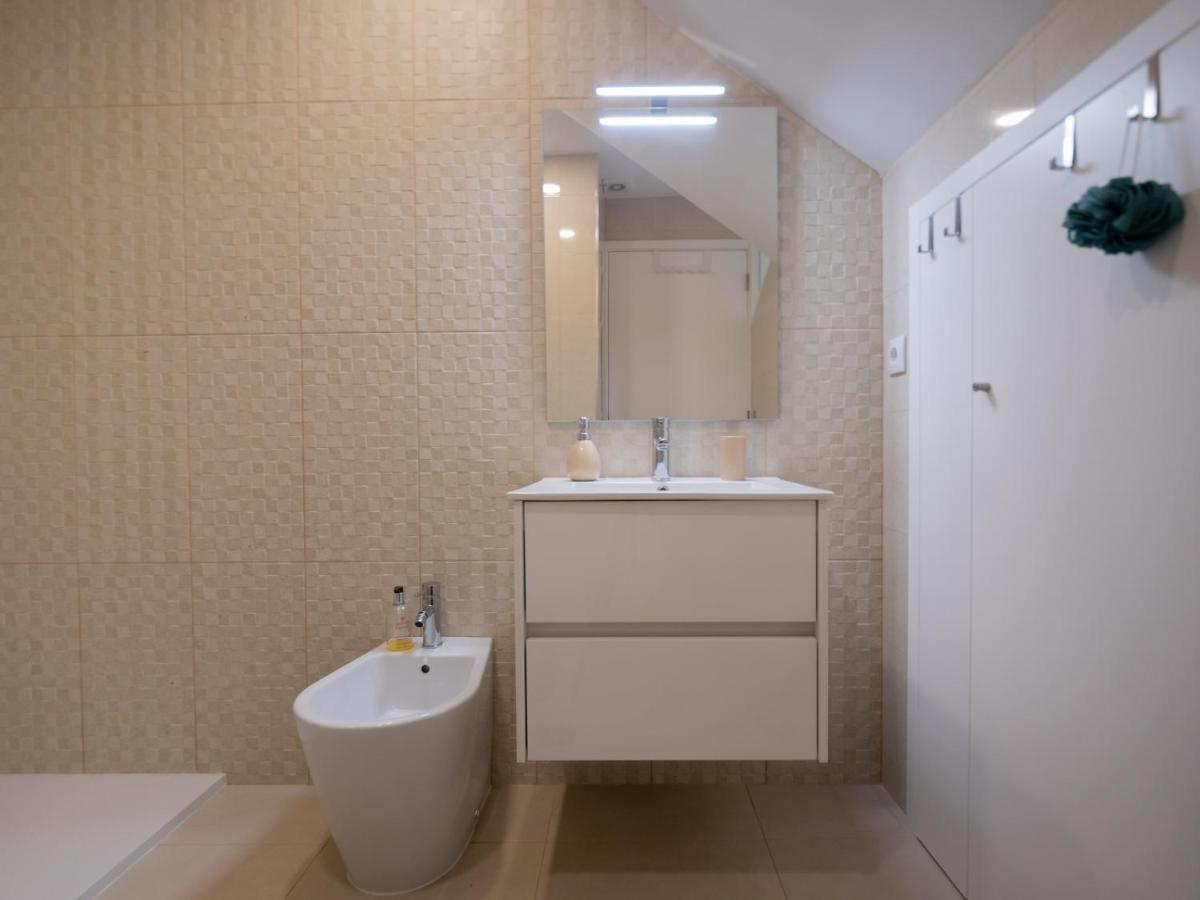 Coxim - Com Patio Em Pleno Coracao De Aveiro Lägenhet Exteriör bild
